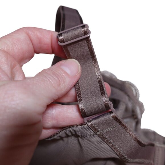 NWOT Paramour by Felina Peridot Unlined Lace Bra Sz 42C Taupe Underwired Lace - Picture 6 of 8